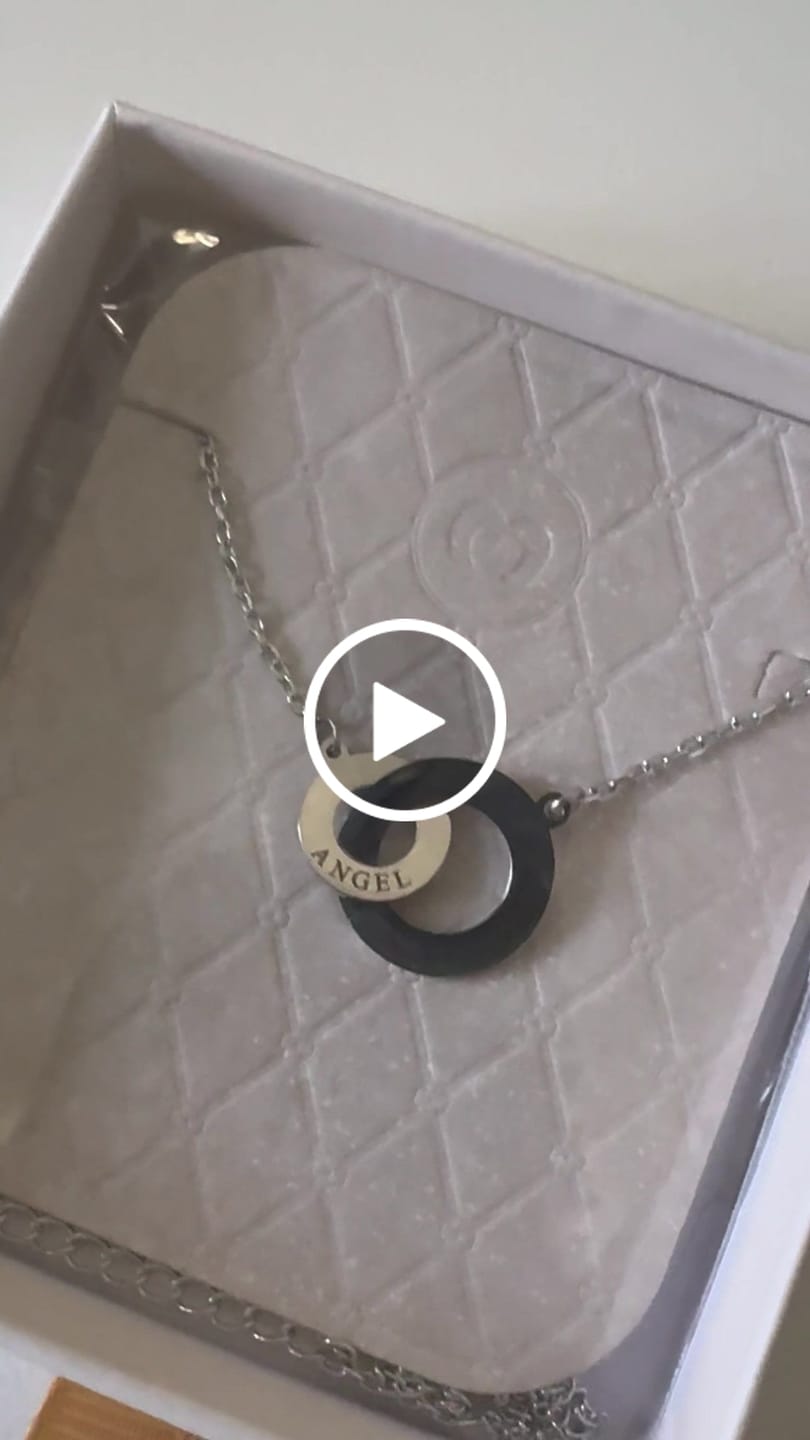 Customer video review of Collar Apego - Personalizado