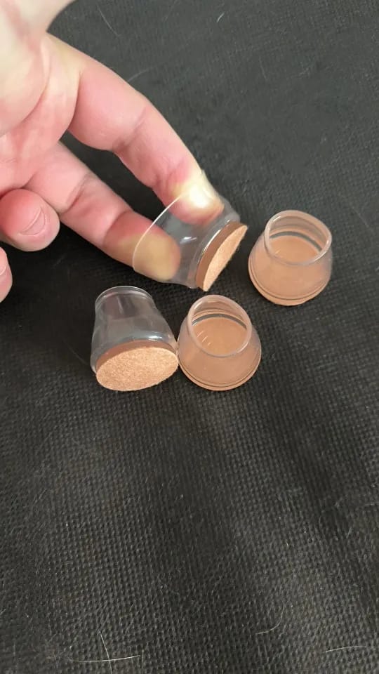 Customer photo review of SolProtect | Embouts et patins de chaise pour protéger vos sols