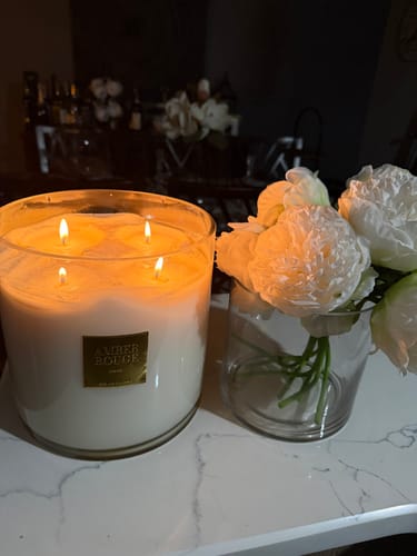 Customer photo review of Baby Big Ass Candle - Amber Rouge - 150 oz