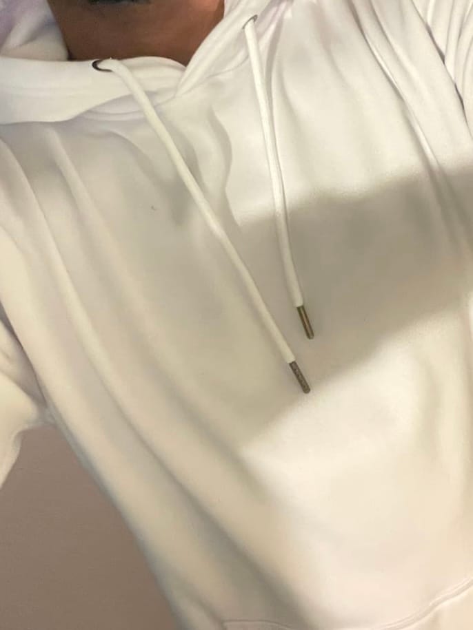 Customer photo review of 021 ESSENTIAL DROP-CUT HOODIE