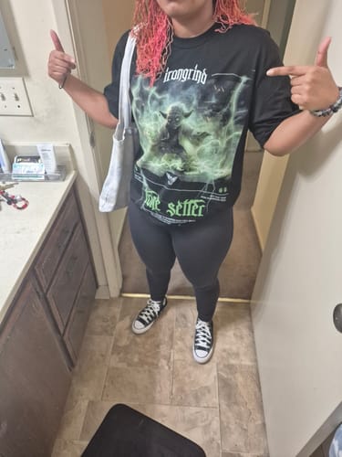 Customer photo review of [Limited Edition] 'Star Wars: Yoda' Heavyweight T-Shirt
