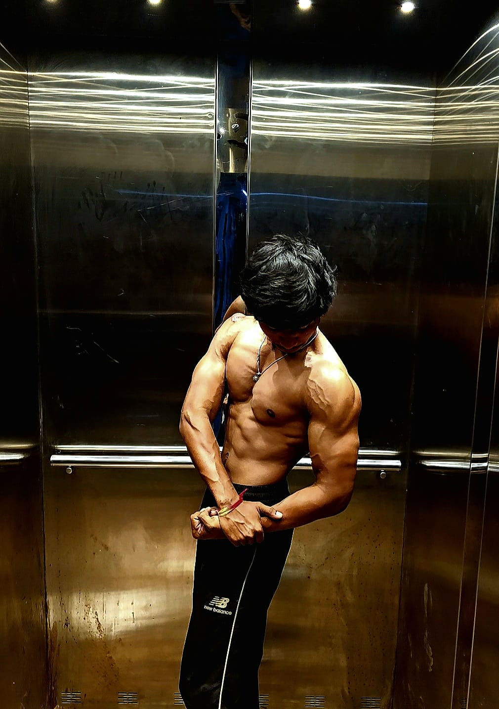 Customer photo review of Wellcore Creatine Monohydrate Powder (307g, 83 Servings, Tropical Tango) + Dynamite Pre-Workout Powder (210g,15 Servings, Fruit Blast)