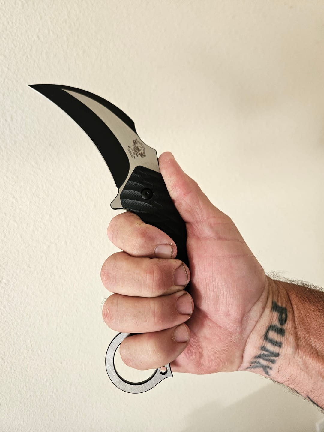 Customer photo review of Deep 6 Karambit