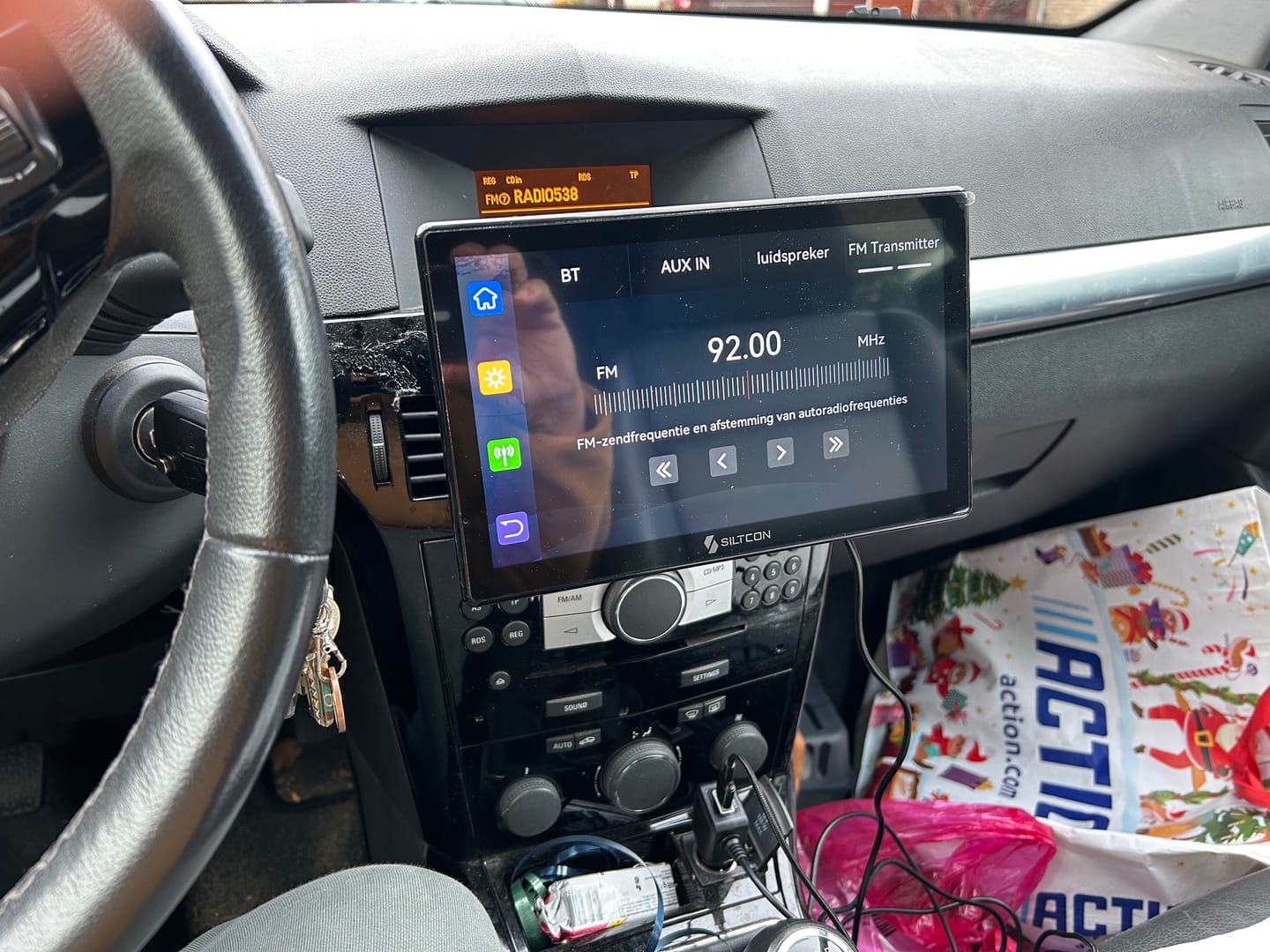 Customer photo review of Siltcon® 9”  Carplay / Android Auto Scherm