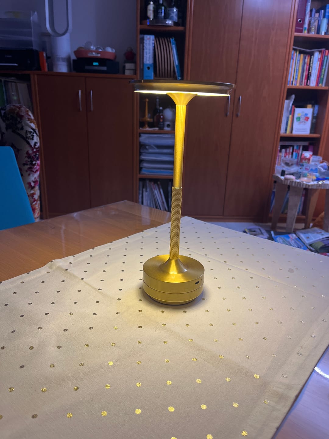 Customer photo review of Tap-light® - Retro