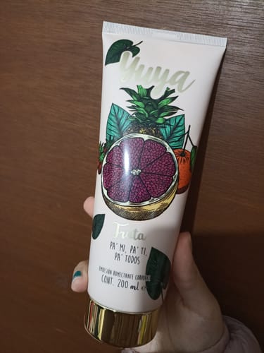 Customer photo review of Emulsión Humectante Corporal "Fruta, pa' mi, pa' ti, pa' todos"