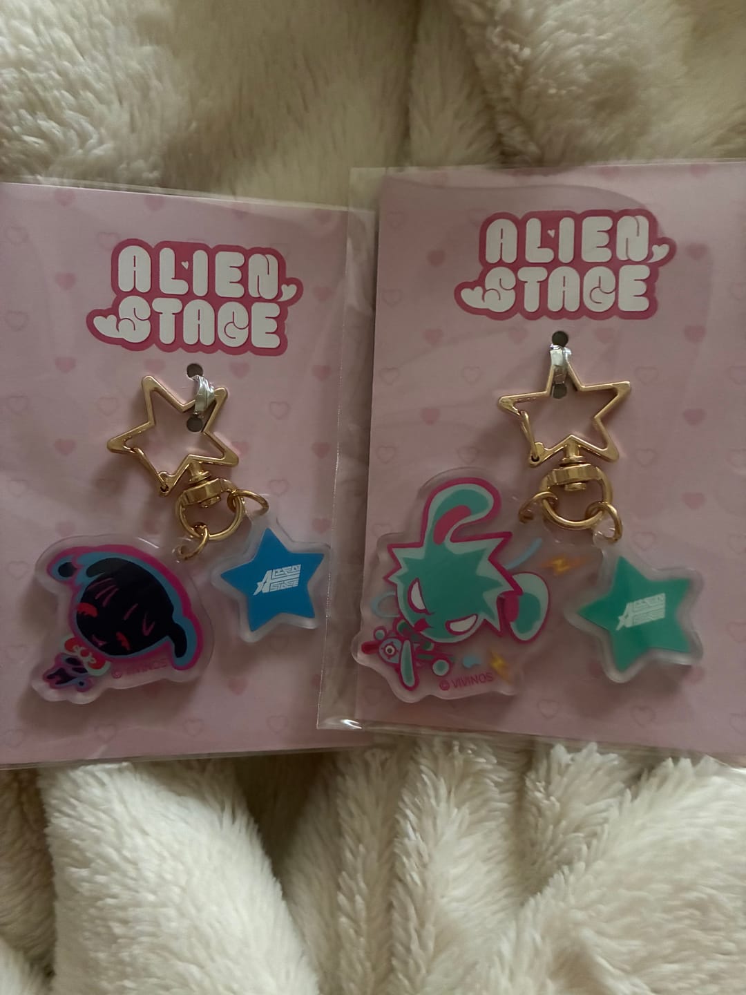 Customer photo review of Alien Stage Rabbit Series Acrylic Key Chain
