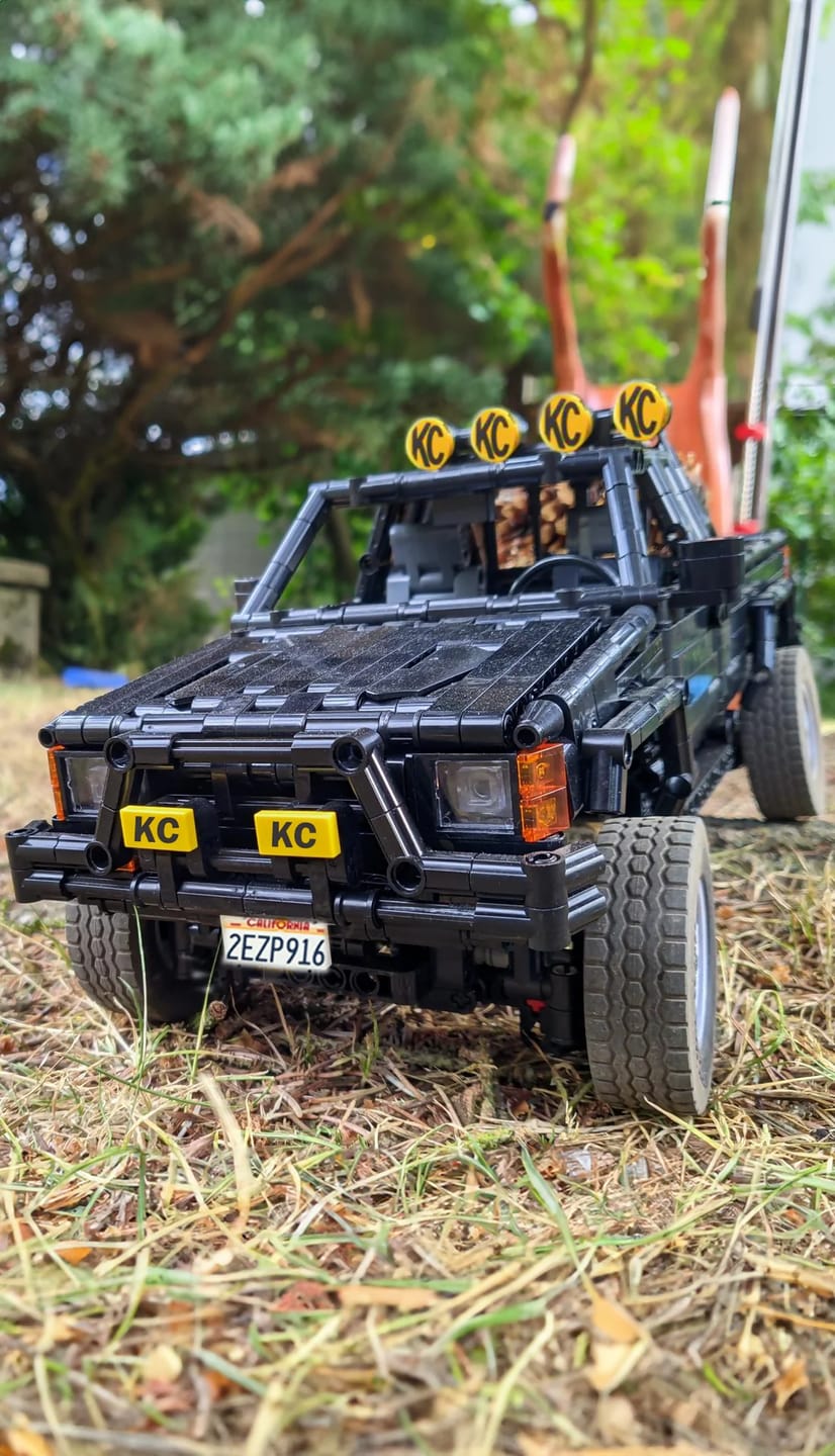 Customer photo review of RC Pickup Truck Time Machine Edition 1472PCS