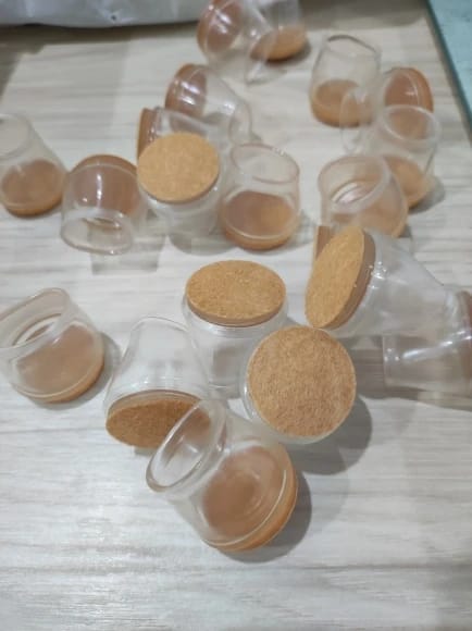 Customer photo review of SolProtect | Embouts et patins de chaise pour protéger vos sols