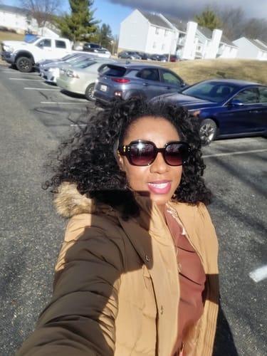 Customer photo review of 24K Gold Skin Brightening Body Oil