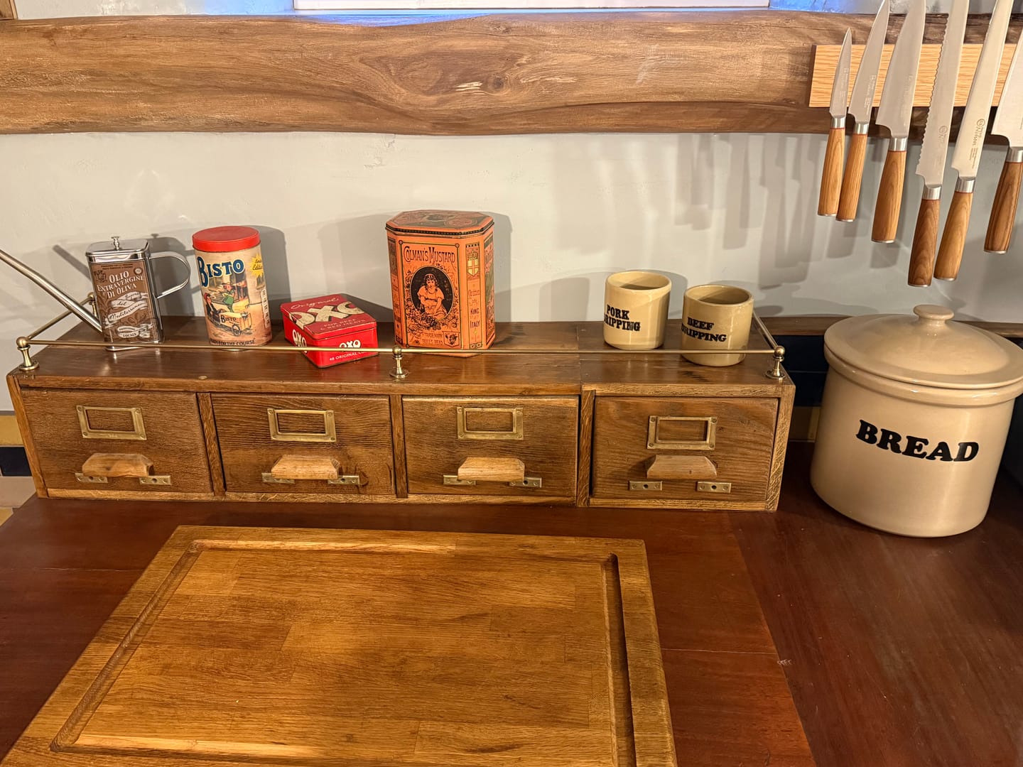 Customer photo review of Victorian Gallery Shelf Rail | Aged Brass