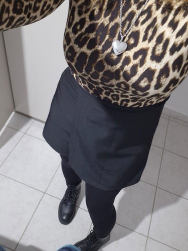 Customer photo review of Gonna pantaloncino oblique