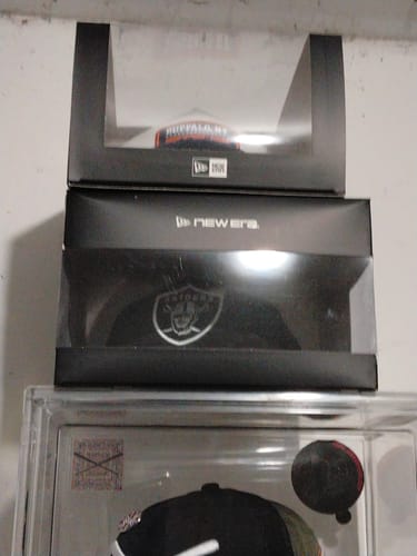 Customer photo review of New Era Gift Box V3