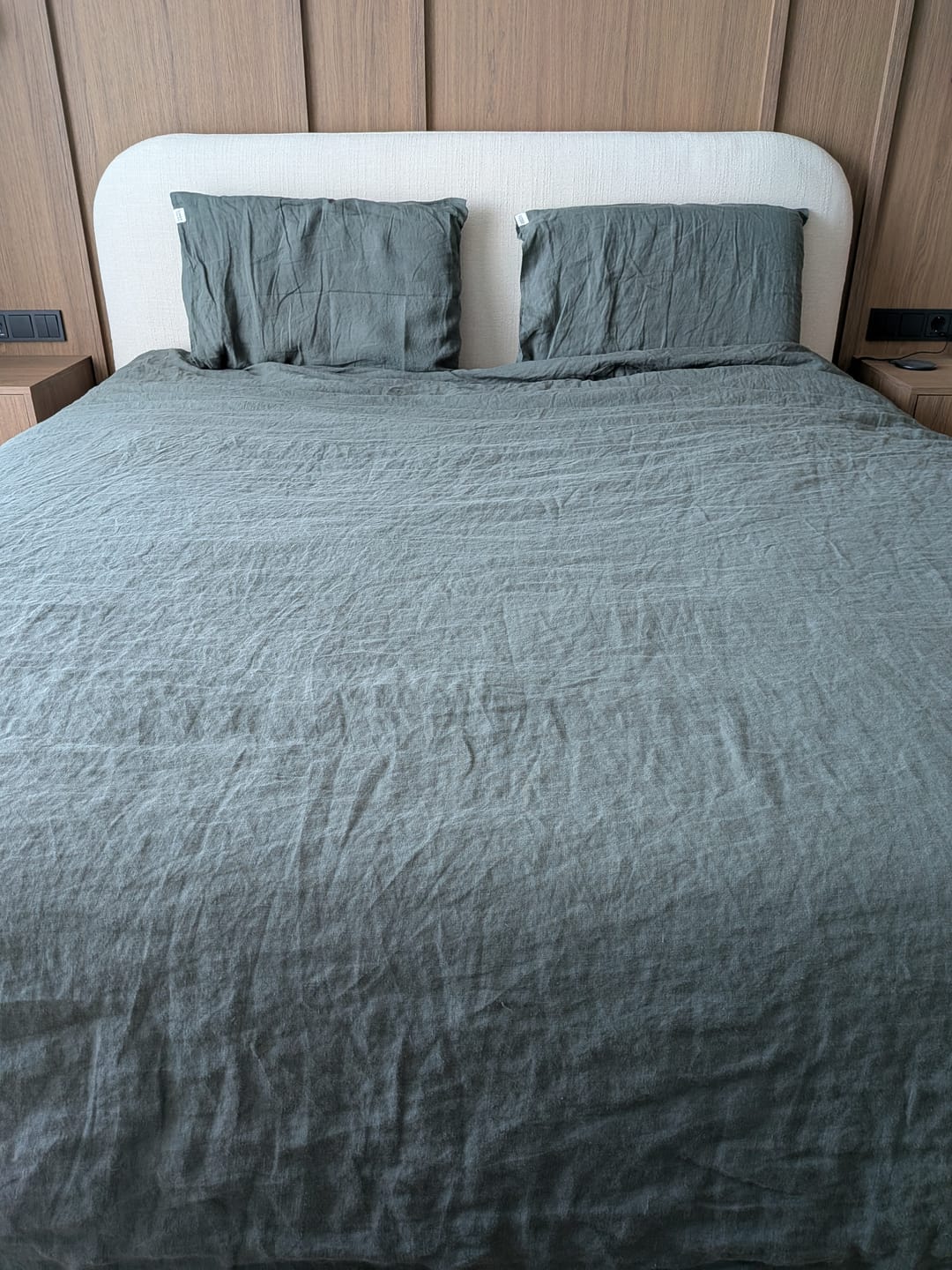 Customer photo review of Forest Green Linen Duvet Cover Set