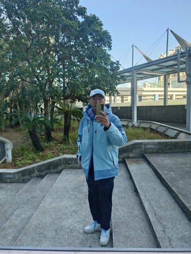 Customer photo review of 智能升溫All in one全方位科技七合一衝鋒衣2.0