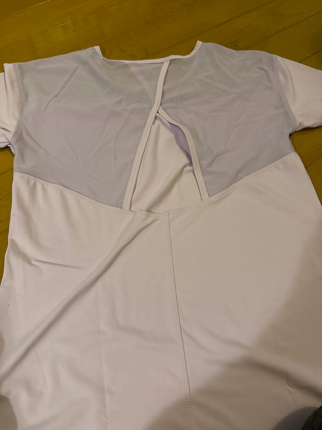 Customer photo review of ZOMIGEN｜ヨガＴシャツ 透け感 バック開き