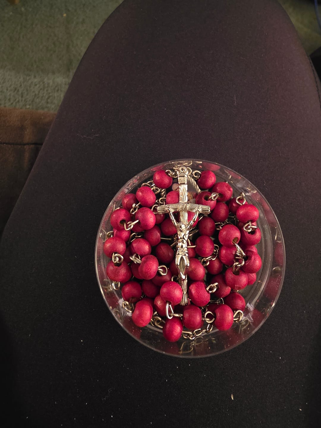 Customer photo review of FREE Today: Pope Leo XIV Red Wood Beads Rosary Commemorating: A Spiritual Treasure
