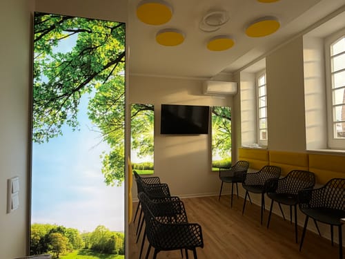 Customer photo review of Canvalight® Leuchtbild | Sonnendurchfluteter Baum | Schmal