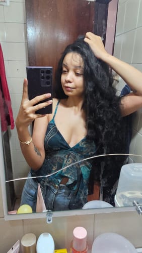 Customer photo review of Lace Front Tela HD Italia Castanho Escuro Cacheada  - Repartição Livre 13x4