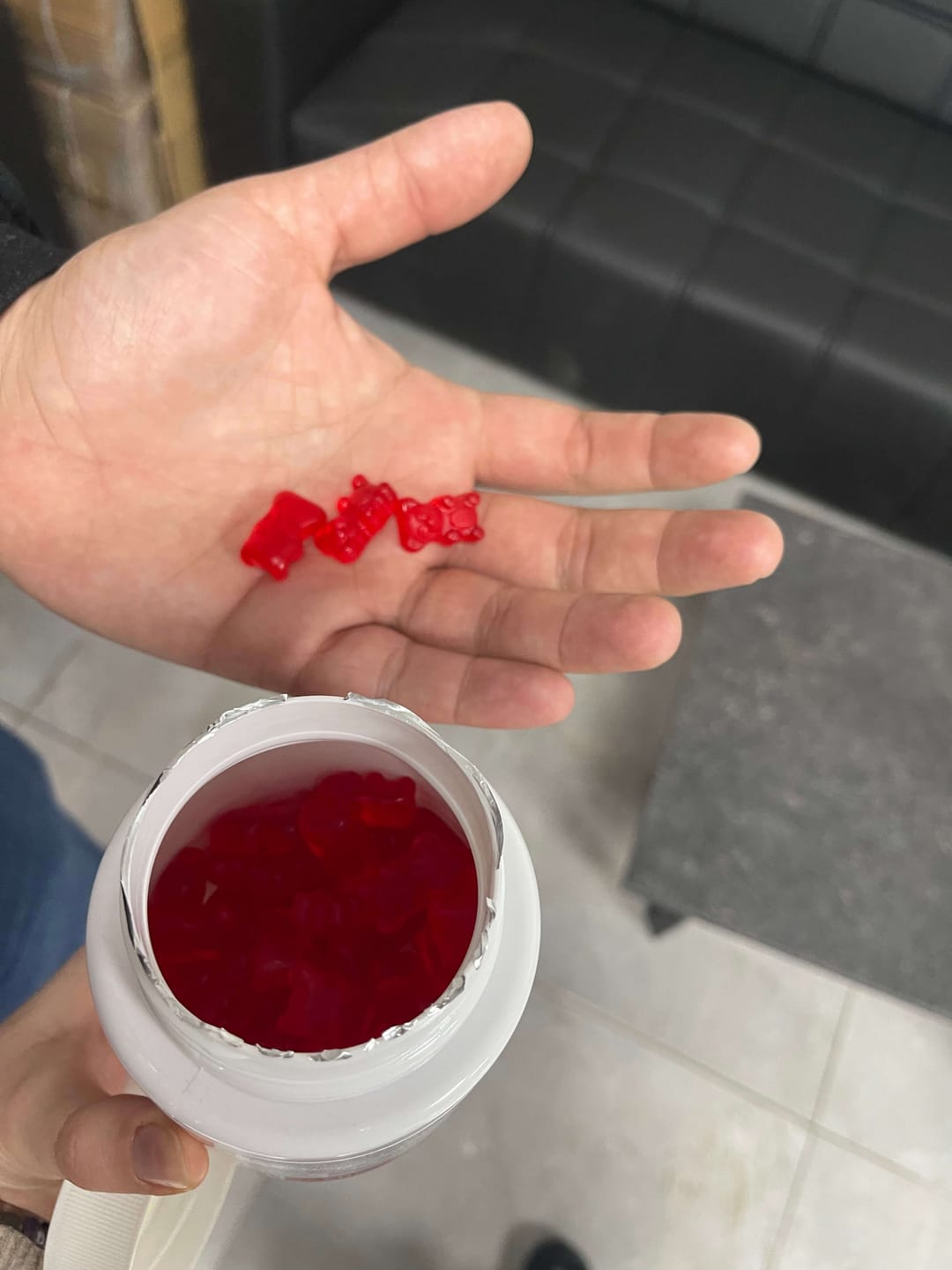Customer photo review of Uzbionik™ Gelişim Destekleyici Multivitamin Gummy