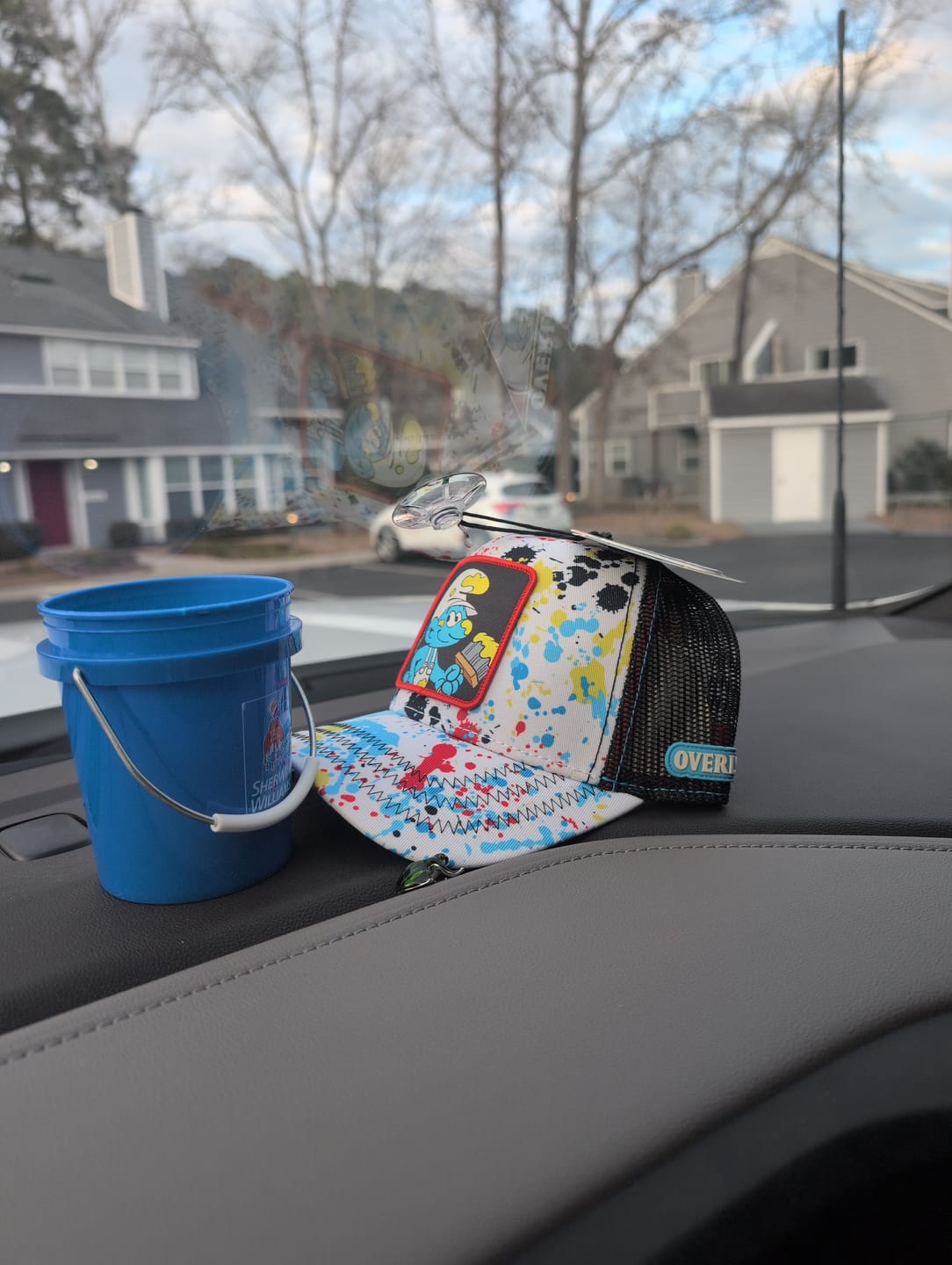 Customer photo review of OVERLORD X Smurfs: Painter Smurf Trucker Cap