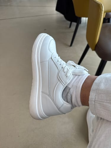Customer photo review of ELEVATESHOES WHITE CASUAL