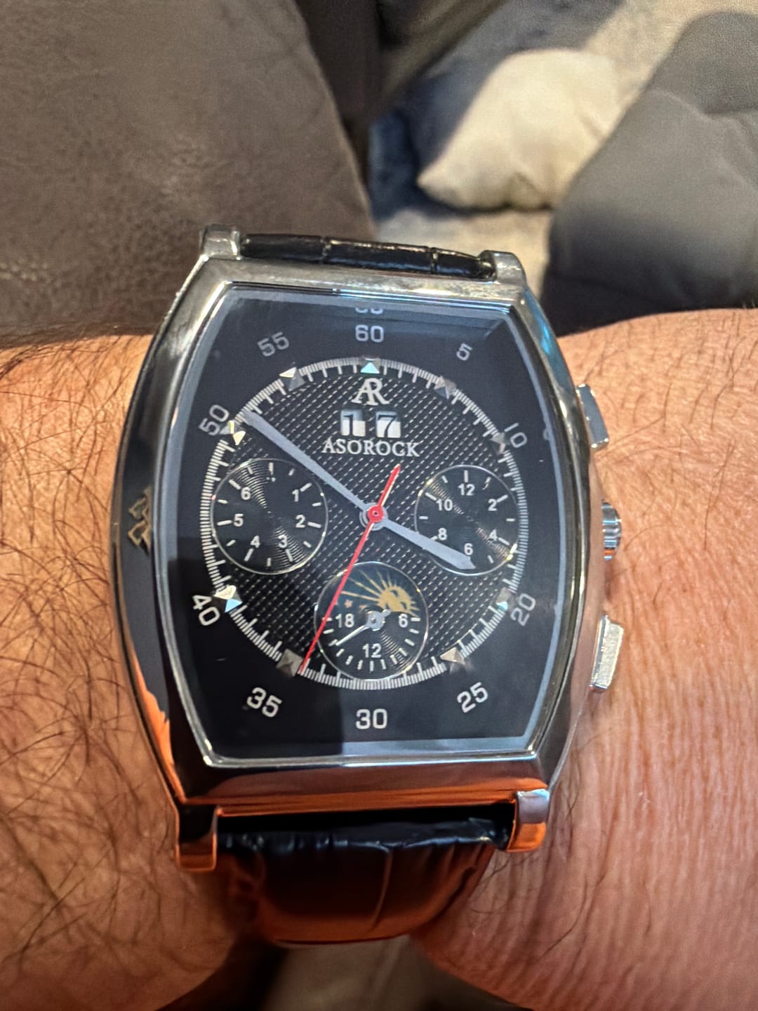Customer photo review of Silver/Black Ambassador