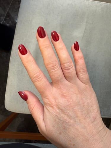 Customer photo review of Killer Red - Short Almond - 30 Adet Takma Tırnak