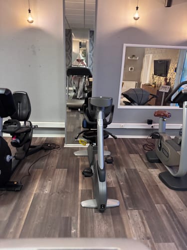 Customer photo review of Omirad Double-Waist Stripe Wide-Leg Sweatpants