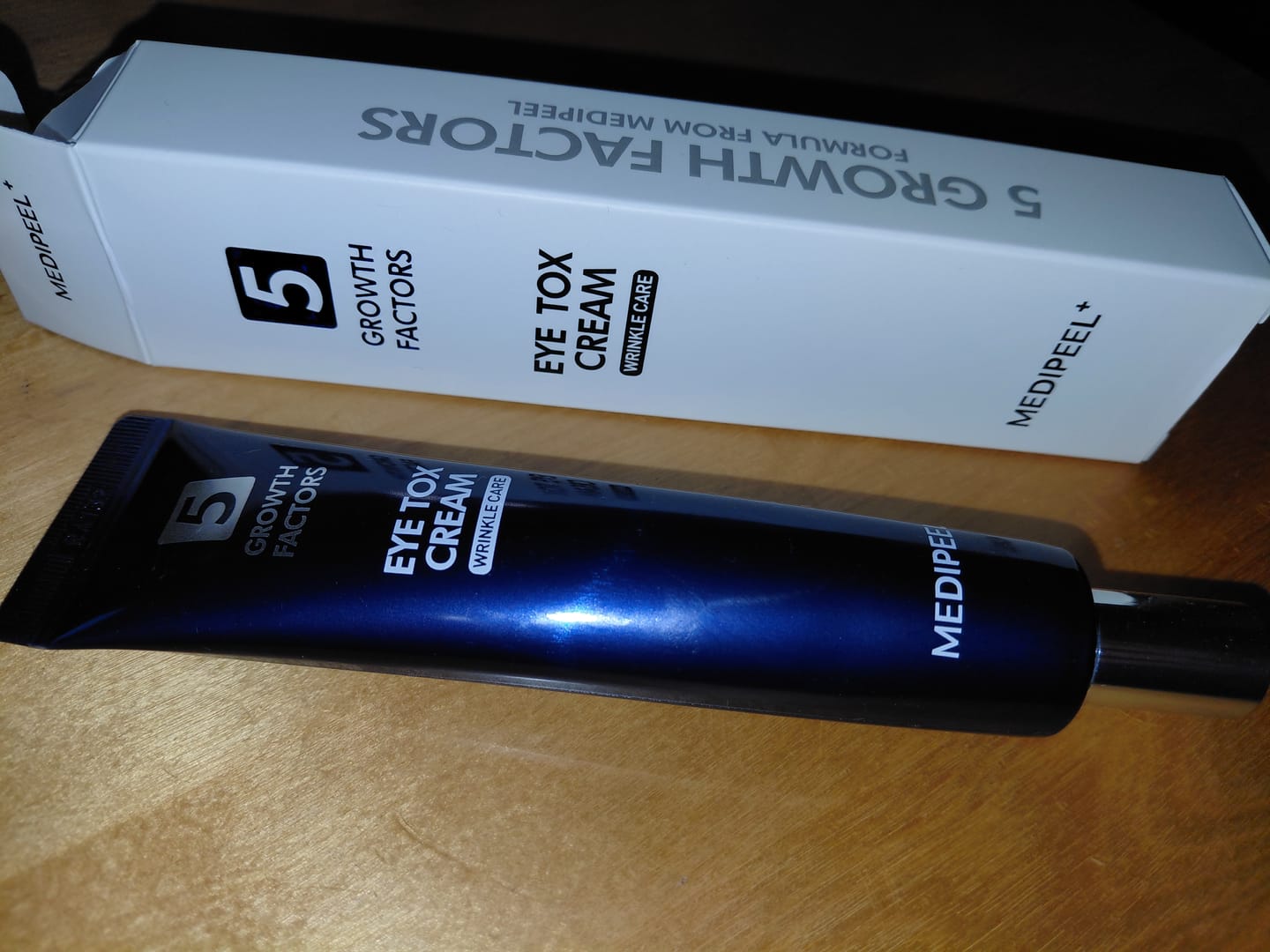 Customer photo review of Atjaunojošs liftinga acu krēms Medi-Peel 5 GF Eye Tox Cream
