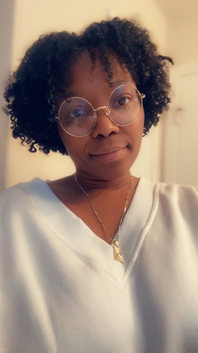 Customer photo review of Natural Color Afro Kink Curly Micro Loop Hair Extension