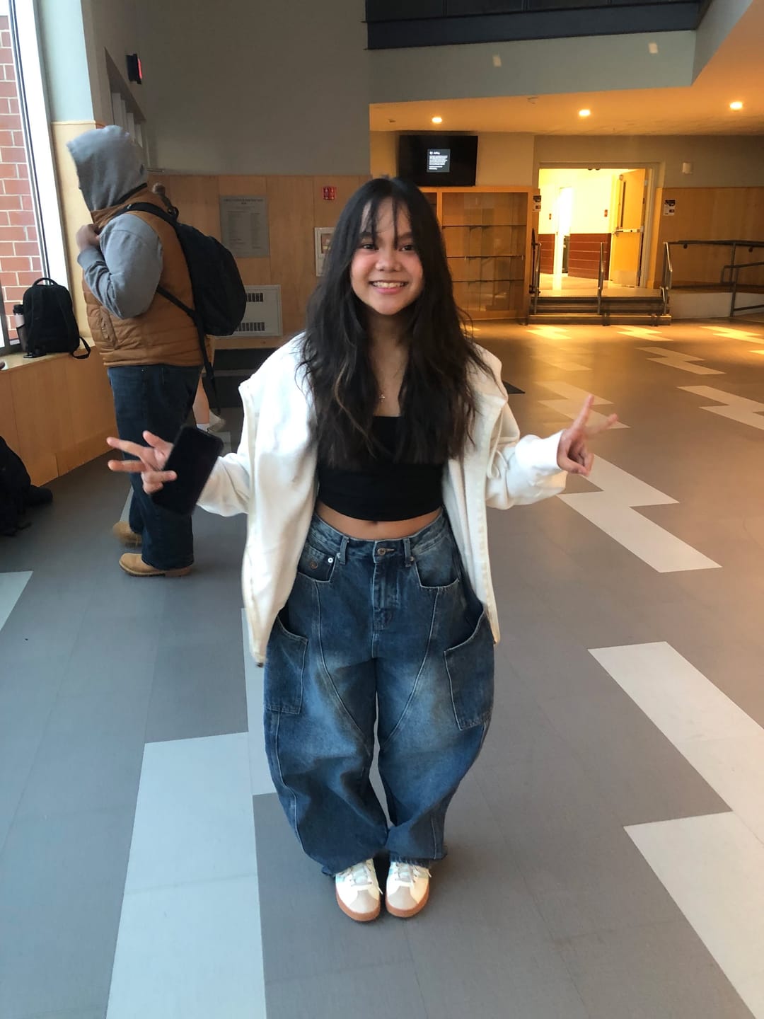 Customer photo review of Aelfric Eden  Baggy Barrel Big Pocket Jeans