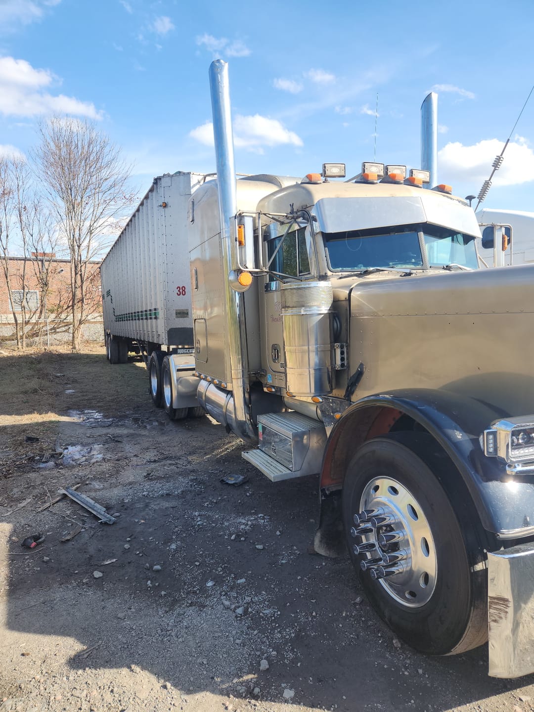 Customer photo review of Vehicle Spray Wax Replacement (Foam-on/Rinse-Off Coating)