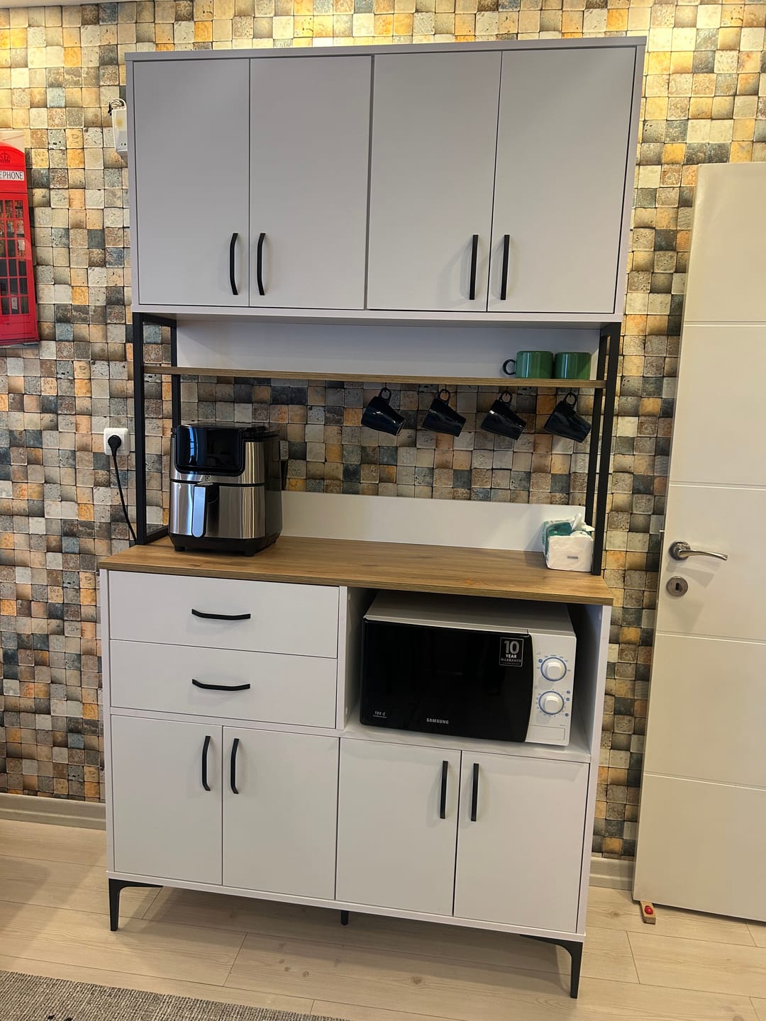 Customer photo review of Rani JE209 Çok Amaçlı Dolap 8 Kapaklı 2 Çekmeceli Raflı Kiler Mutfak Dolabı Beyaz - Sepet Ceviz