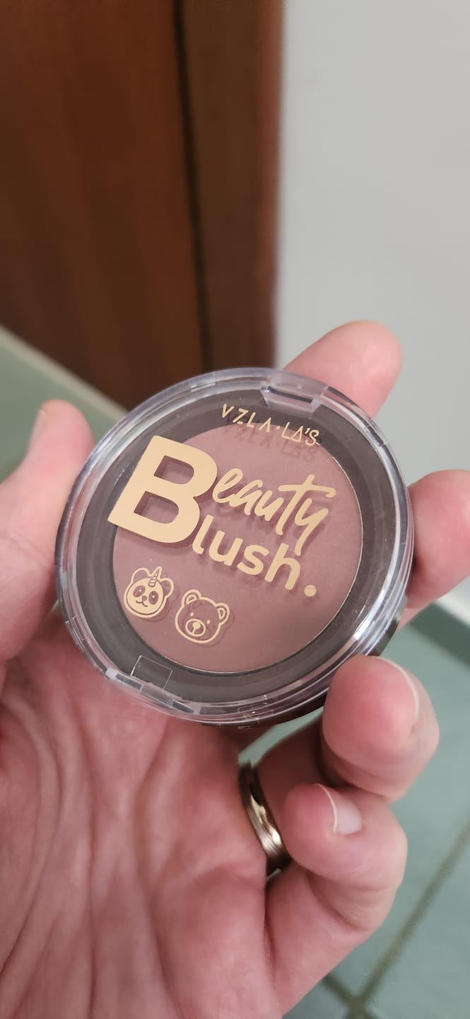 Customer photo review of Beauty Blush Compacto Red Mocha - Vizzela + La’s