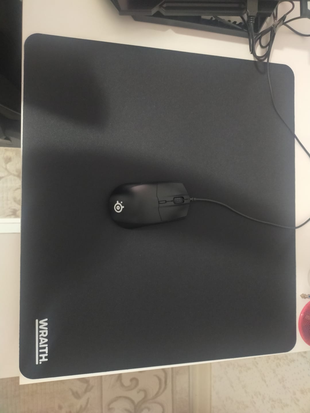 Customer photo review of Wraith Blade X Semi-Hard Mousepad