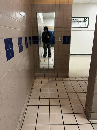 Customer photo review of Omirad Double-Waist Camo Cargo Jeans