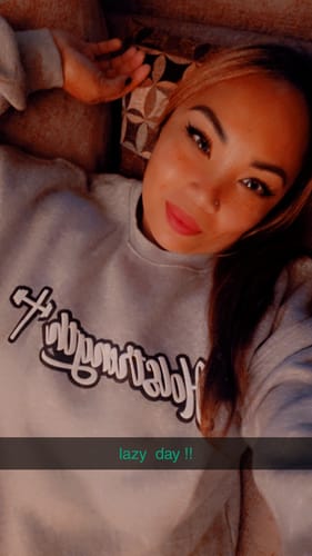 Customer photo review of Puff Print Vintage Crew