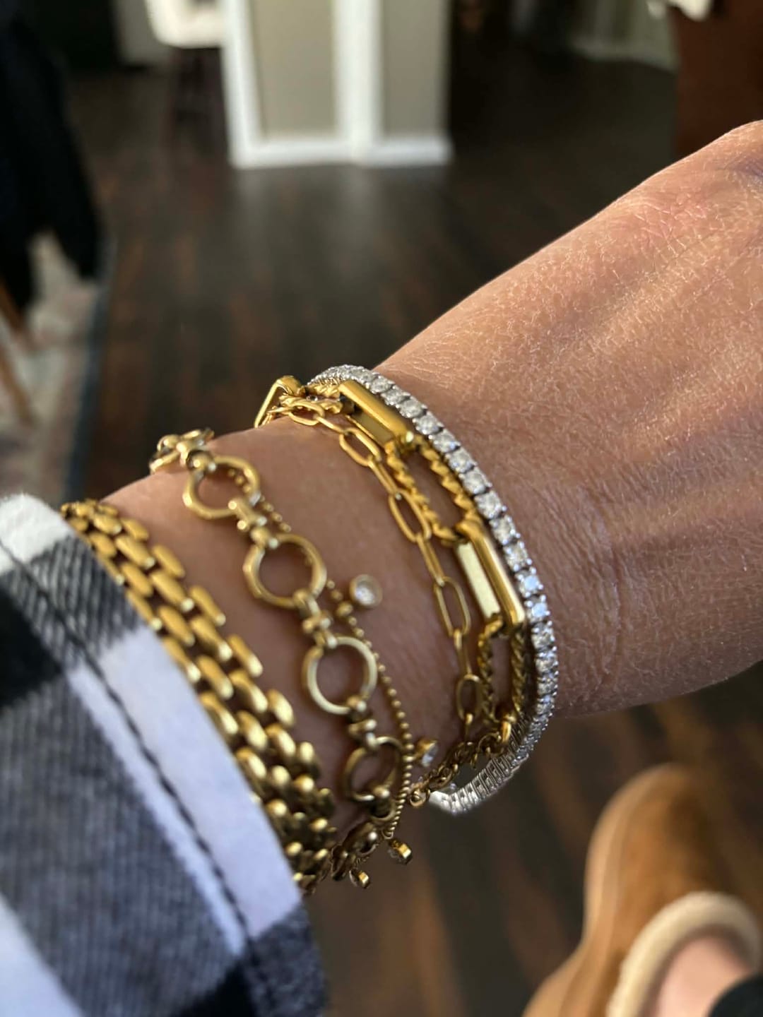 Customer photo review of Jihan Chunky Chain Bracelet