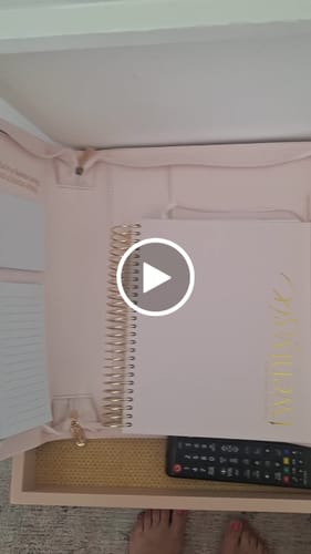 Customer video review of Luxe Zip-up Planner Folio - Blush - Large