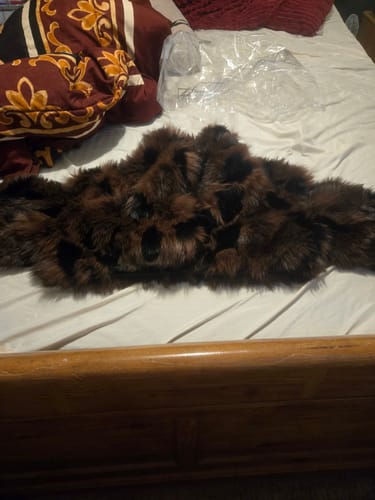 Customer photo review of NIGHTLIFE-BROWNMULTI CROPPED FAUX FUR JACKET