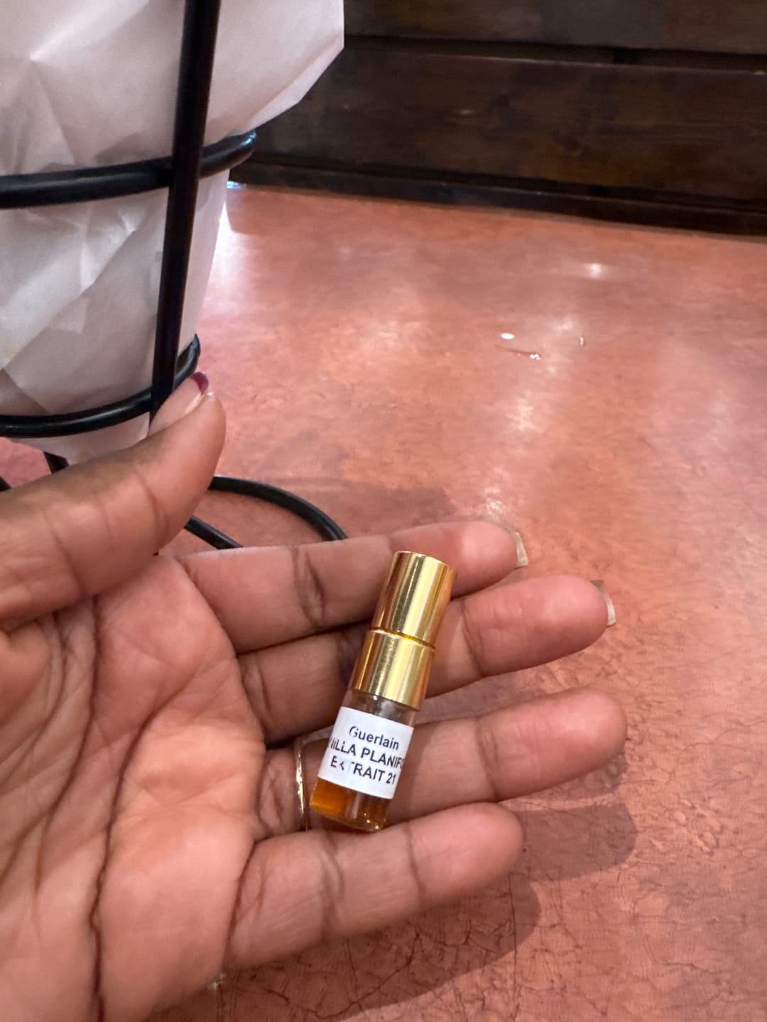 Customer photo review of Guerlain - Vanilla Planifolia Extrait 21