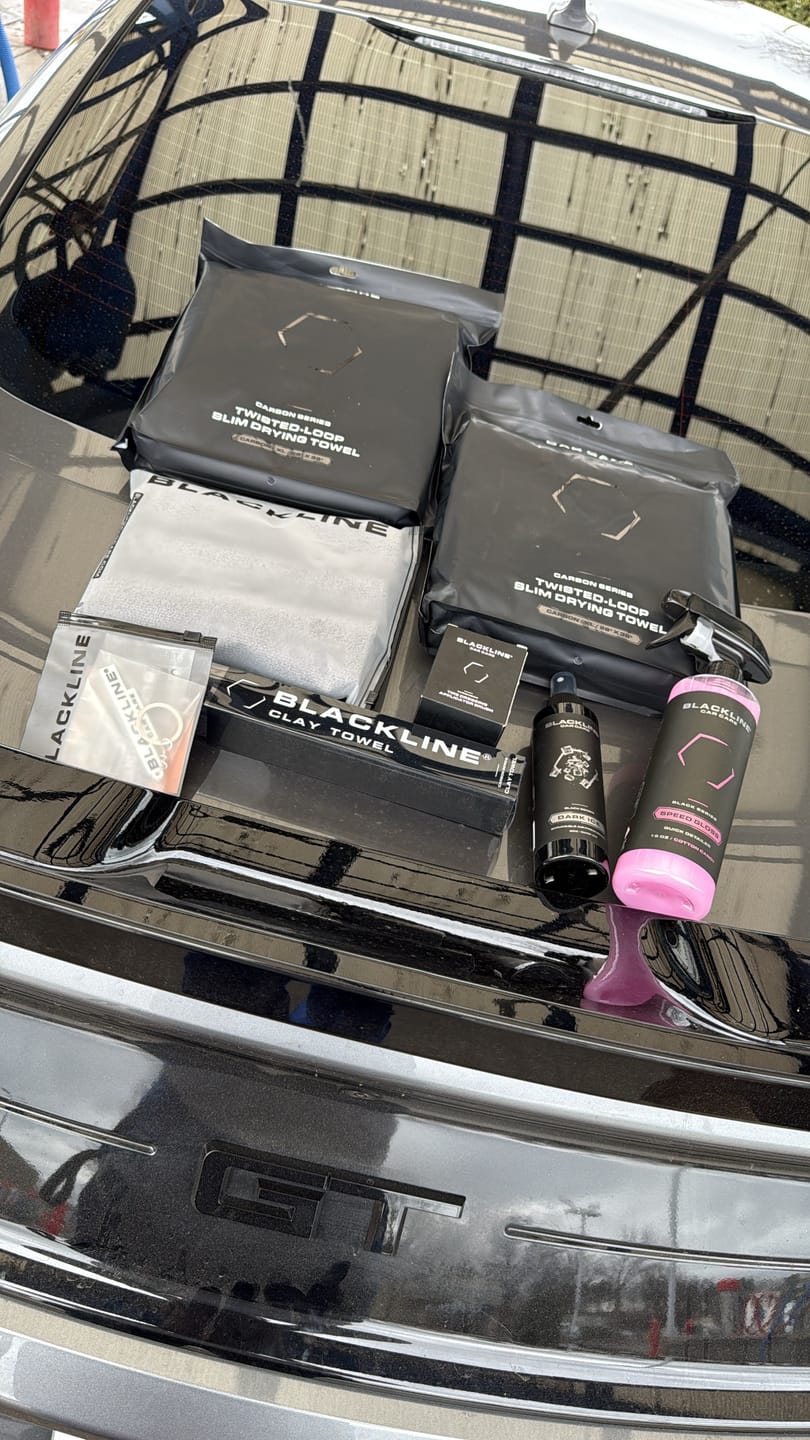 Customer photo review of BLACKLINE® SLIM TWISTED-LOOP DRYING TOWEL
