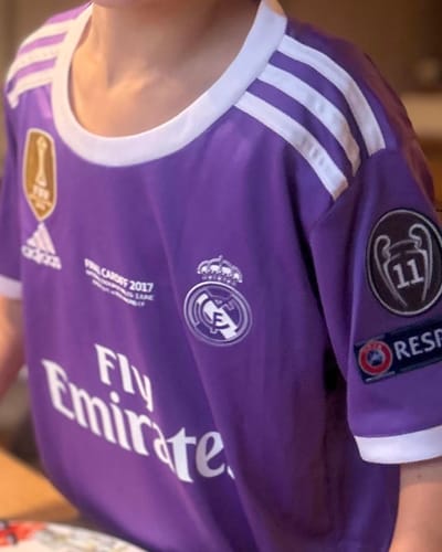 Customer photo review of Cristiano Ronaldo Real Madrid Kids Kit Jersey Soccer Shirt KinderTrikot