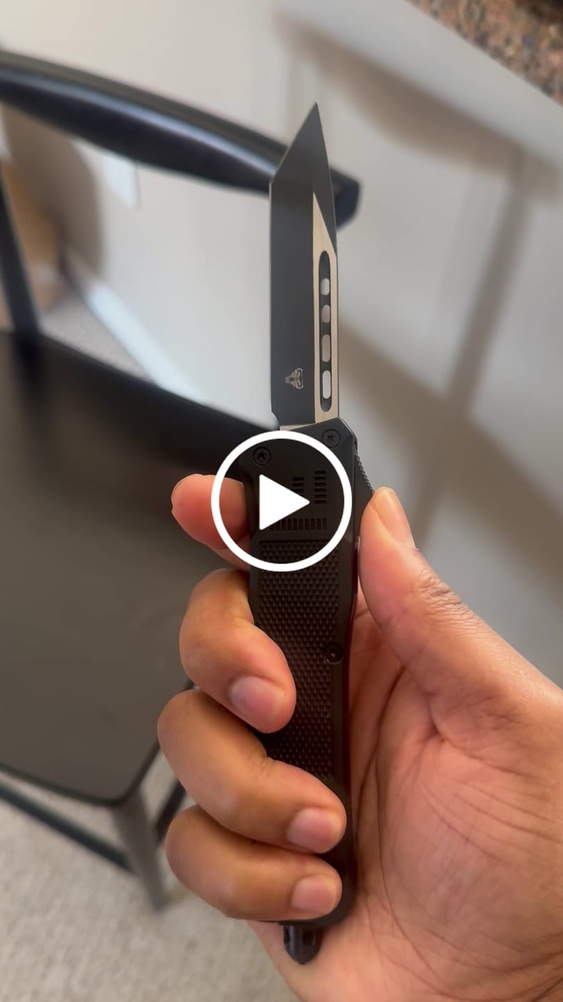 Customer video review of Black Phantom D/A OTF (Multiple Blade Styles Available)