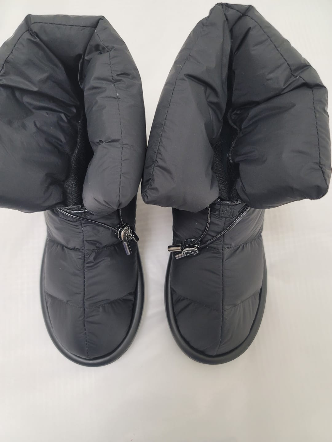 Customer photo review of Metallic Jet Black Down Boot