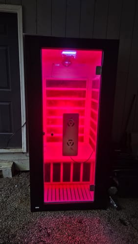 Customer photo review of RealRelax® S-02-1P Full Spectrum 1-Person Infrared Sauna Black