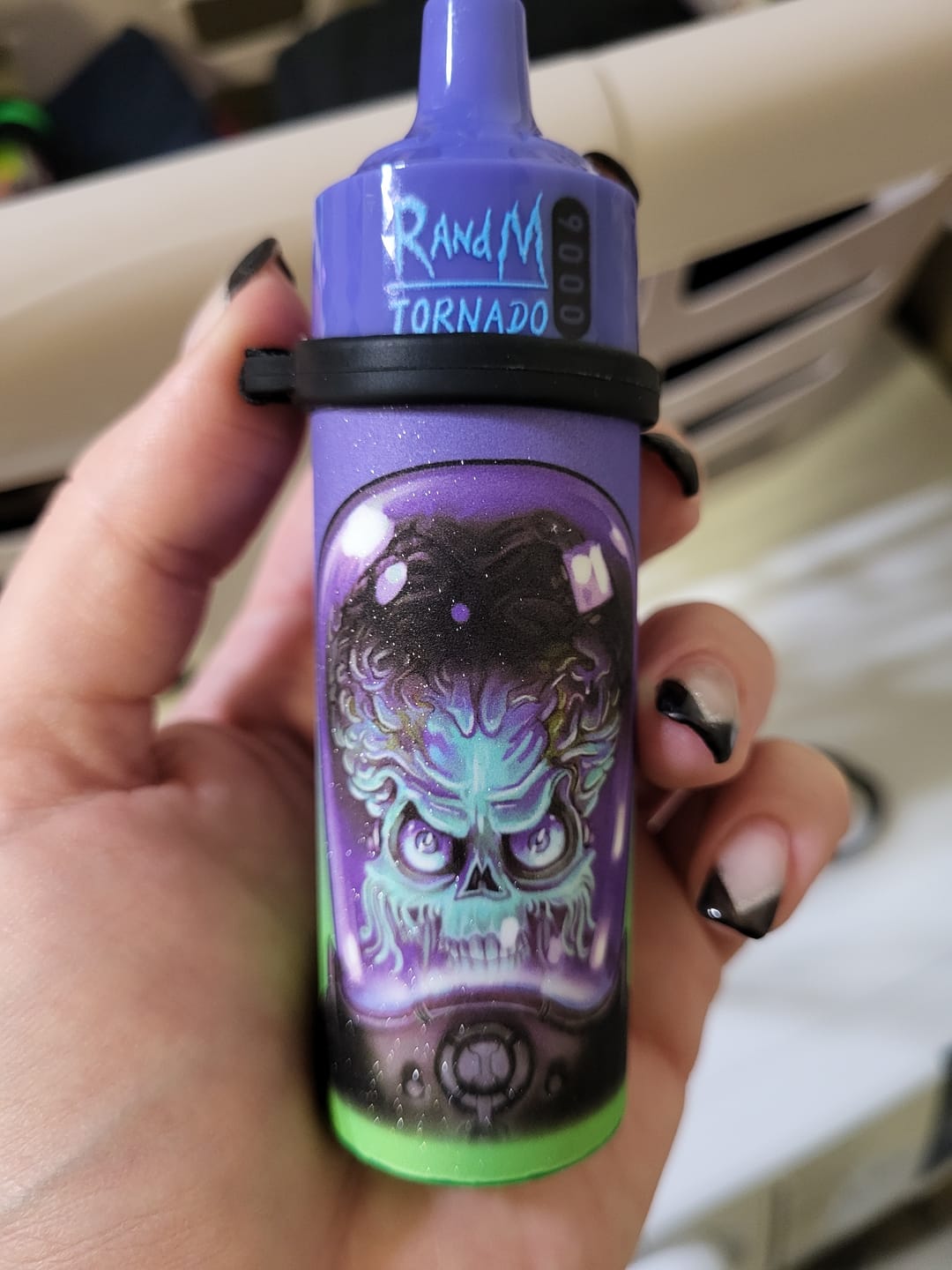 Customer photo review of RandM Tornado 9000