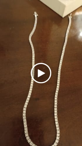 Customer video review of Collana Tennis in Zirconi
