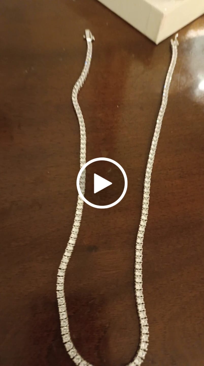 Customer video review of Collana Tennis in Zirconi